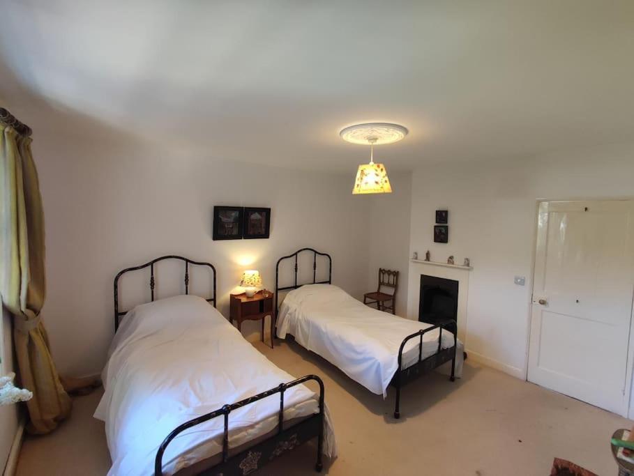 Вилла Large Three Storey Georgian House And Gardens Wrentham Экстерьер фото